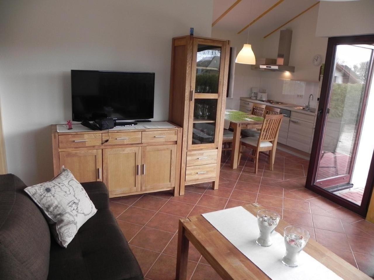 M1 Ferienhaus Mit Garten, Terrasse Und Carport Butjadingen Exterior foto